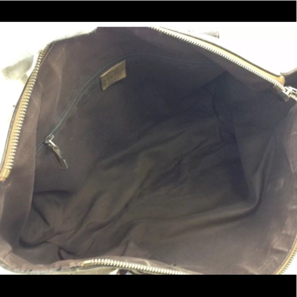 Metallic Gold Gucci Purse - Picture 7 of 8